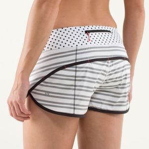 Lululemon Run: Speed Shorts Black White Stripes and Polka Dot Pattern Size 4